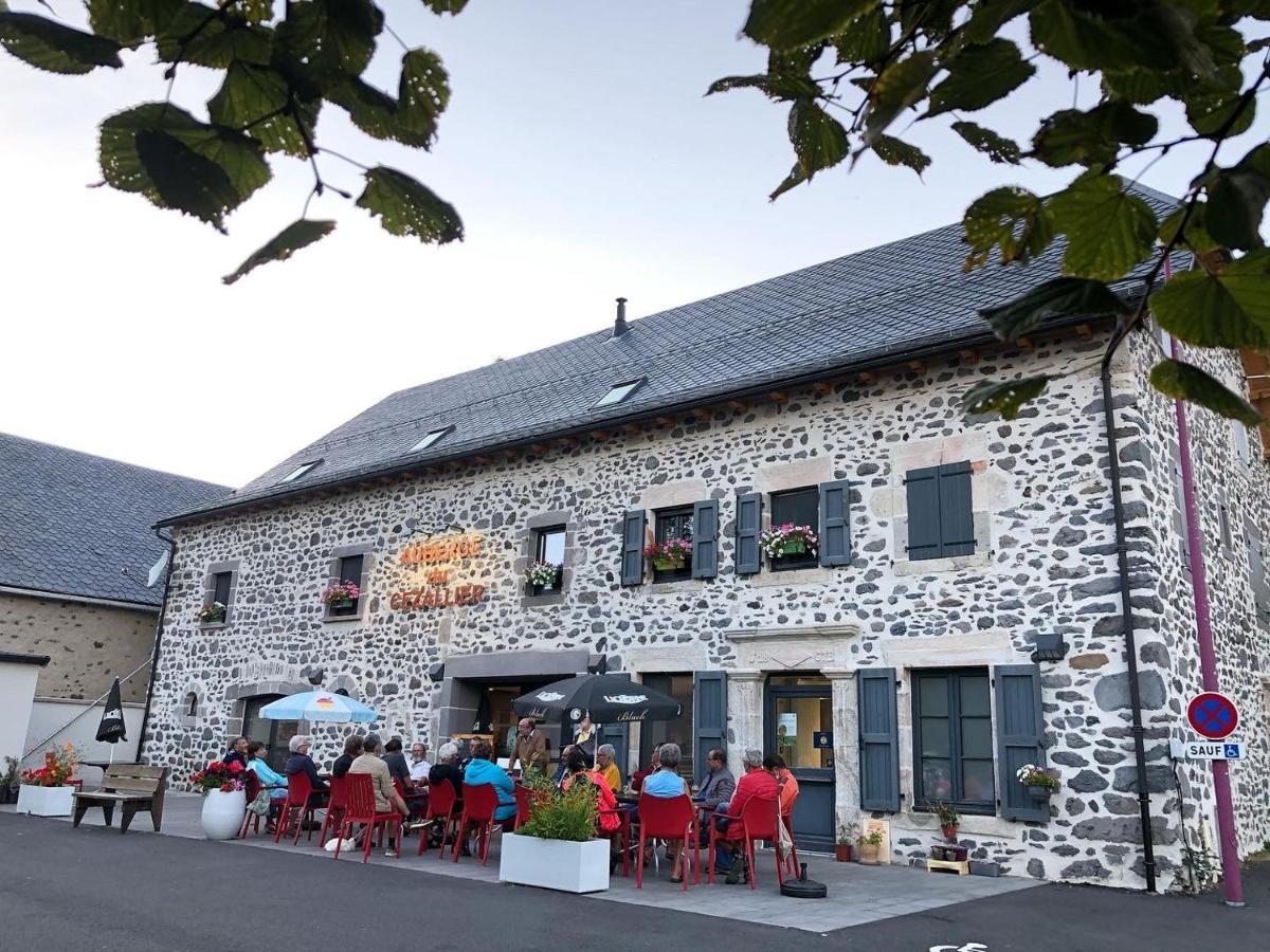 Auberge Du Cezallier Montgreleix Exteriér fotografie