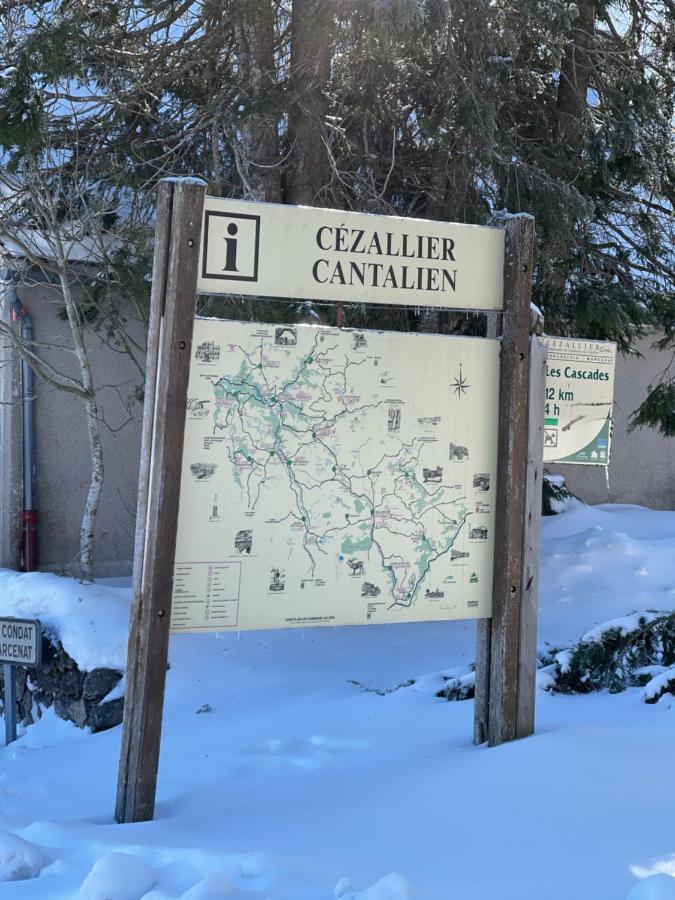 Auberge Du Cezallier Montgreleix Exteriér fotografie